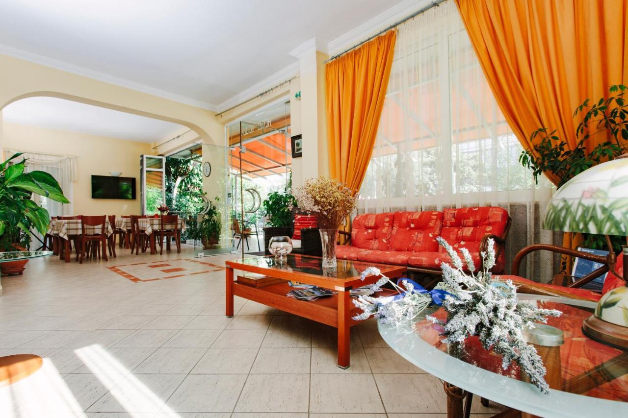 Hotel Loula Rooms And Apartments Kamena Vourla Exterior foto